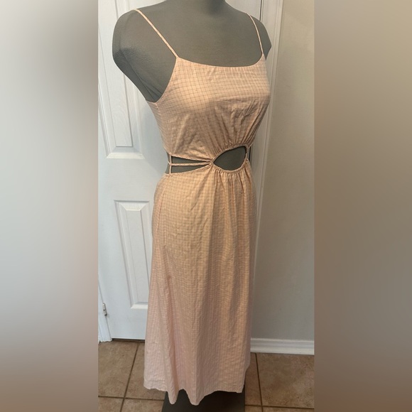 Line & Dot Harmony Dress in Peach & Pink Multi in small - Picture 6 of 11